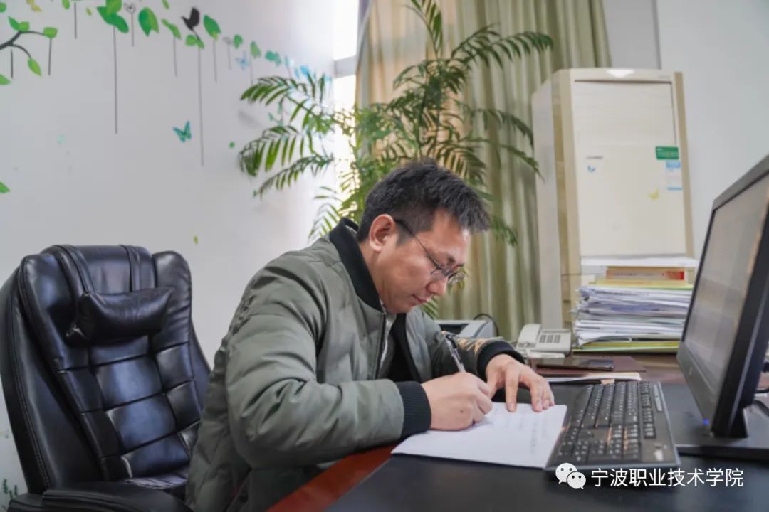 005-翟志永老师.jpg 图片